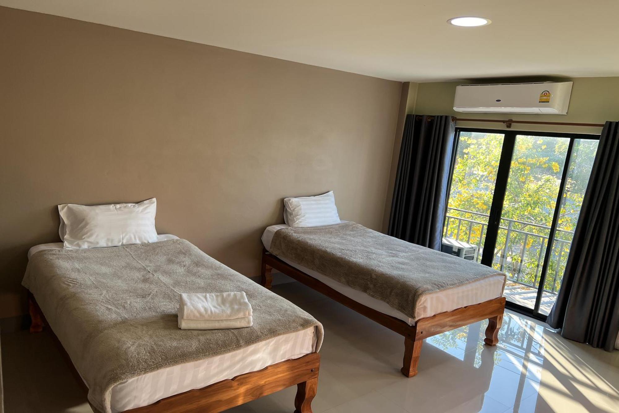 V Tharm Hotel Udon Thani Esterno foto