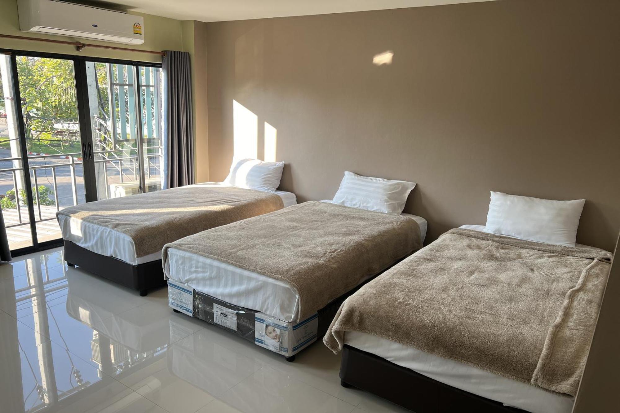 V Tharm Hotel Udon Thani Esterno foto